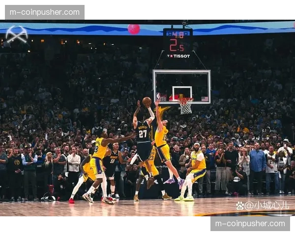 雷霆64胜18负锁定联盟第一 卫冕冠军展现统治级攻防平衡